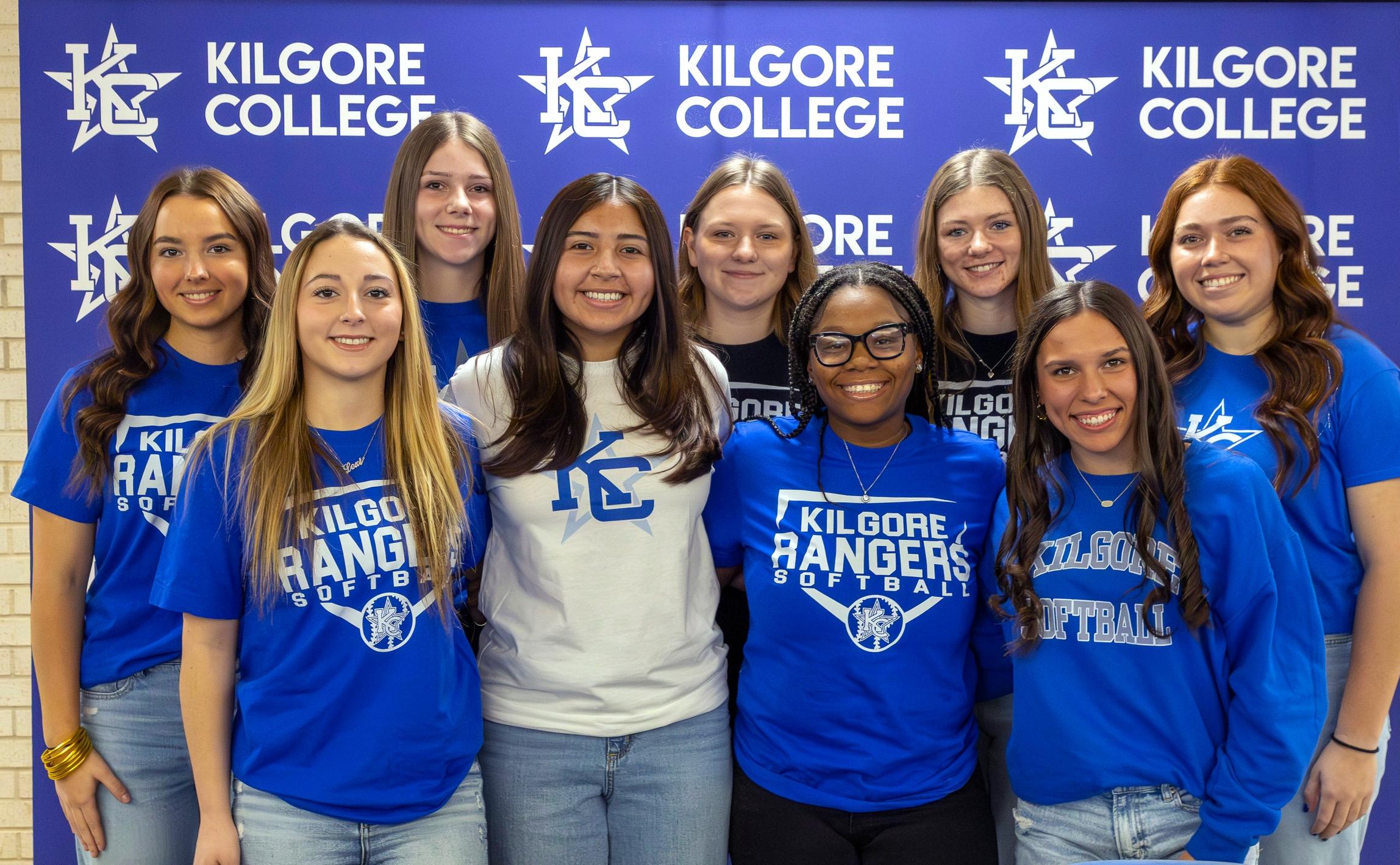 Softball team signs nine high school players for 2024-25 season